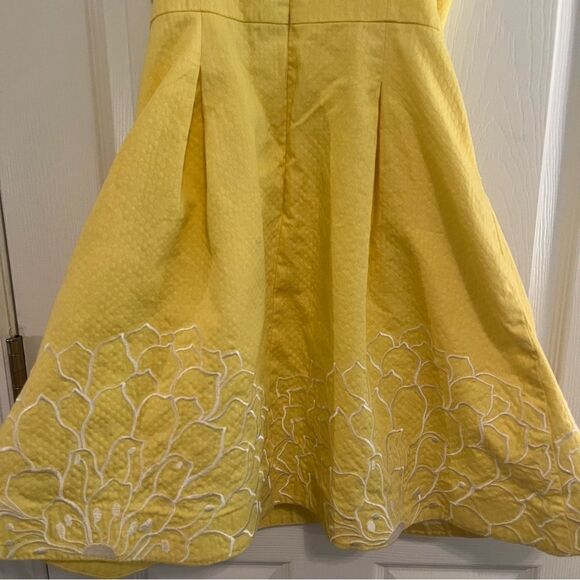 Lilly Pulitzer Dahling Blooms Dress - Picture 8 of 11